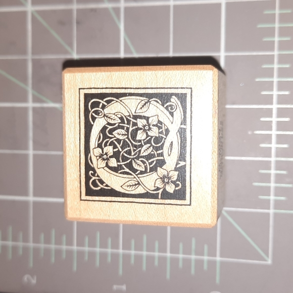 Monogram rubber stamps square with floral vine - Picture 11 of 16